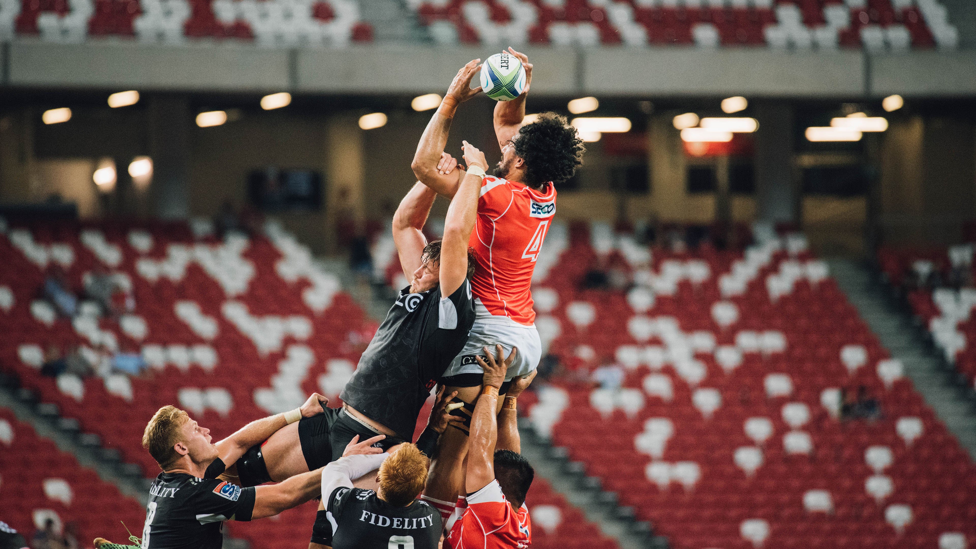 德甲联赛激战正酣,拜仁慕尼黑紧追勒沃库森争冠悬念再起